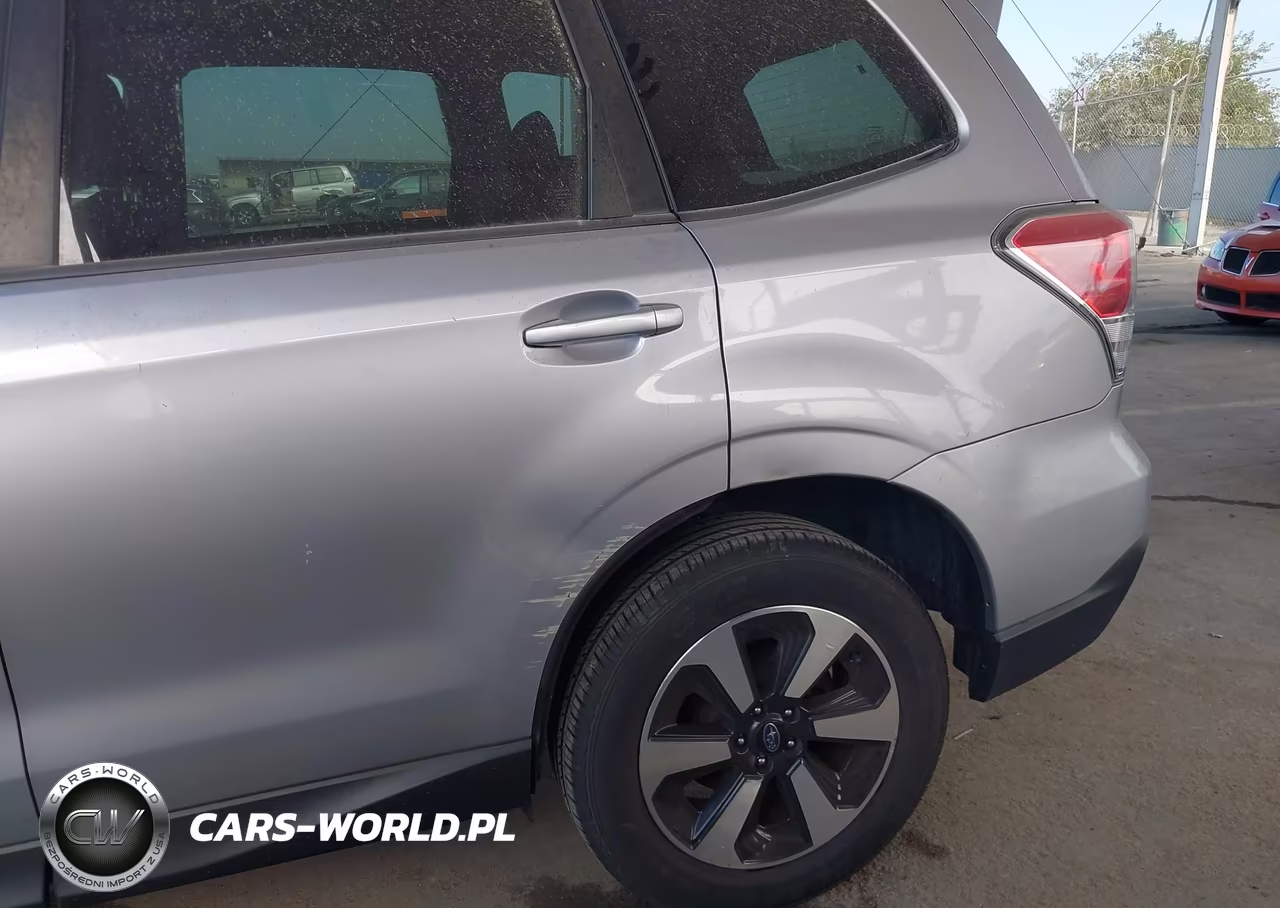 2018 Subaru Forester 2.5I Premium VIN:JF2SJAGC3JH524131 - 21