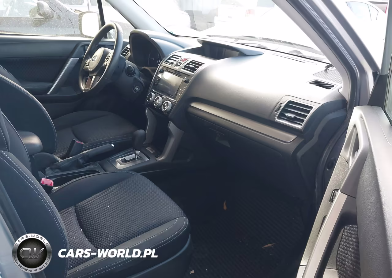 2018 Subaru Forester 2.5I Premium VIN:JF2SJAGC3JH524131 - 5