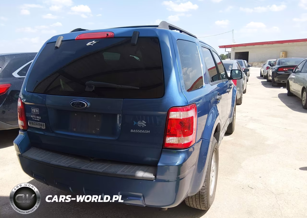 2009 Ford Escape Xlt VIN:1FMCU03719KA50459 - 4