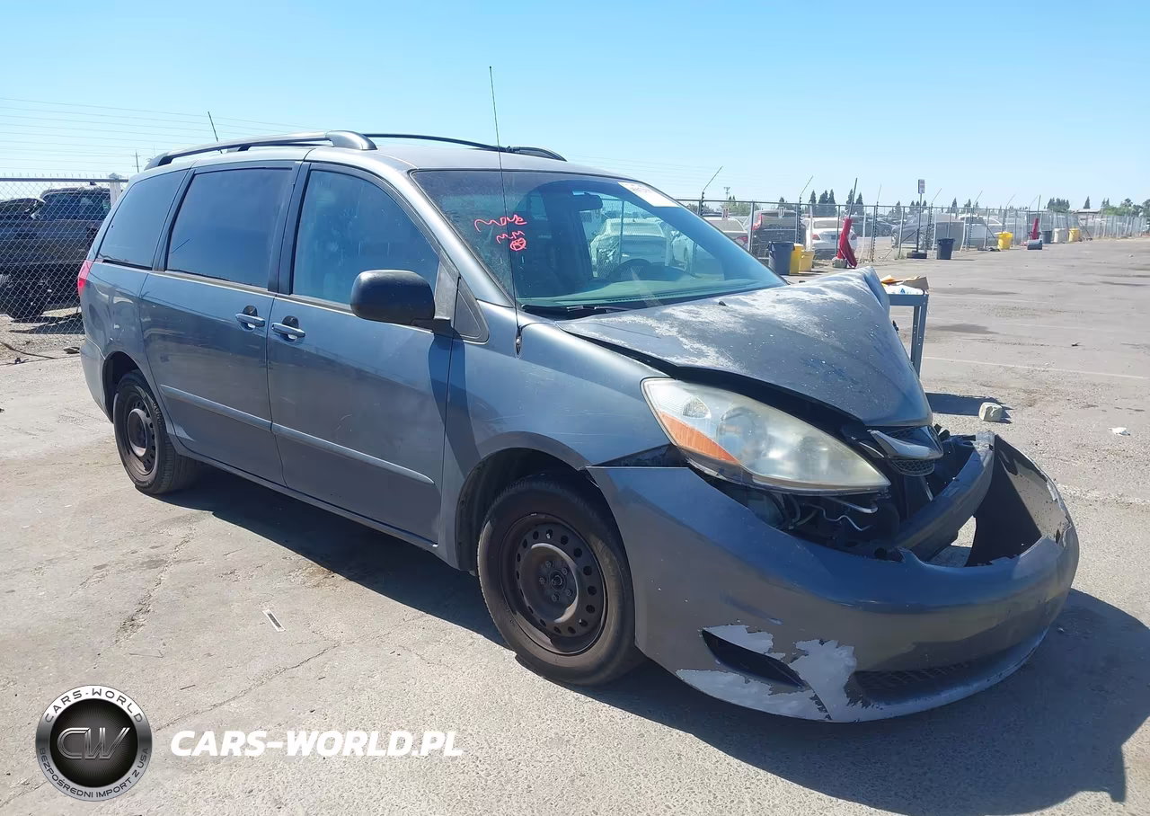 2010 Toyota Sienna Ce