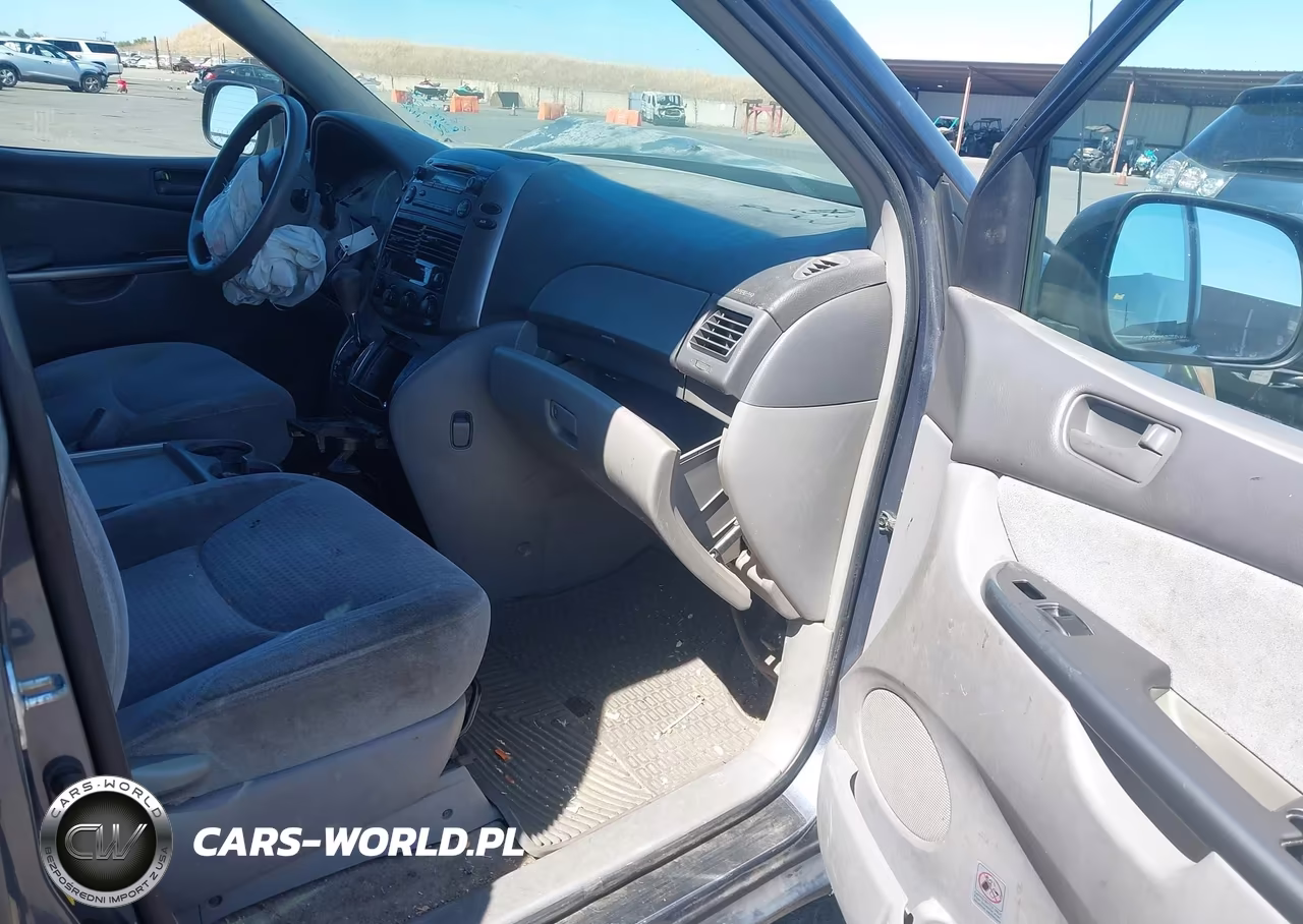 2010 Toyota Sienna Ce VIN:5TDKK4CC9AS338866 - 5
