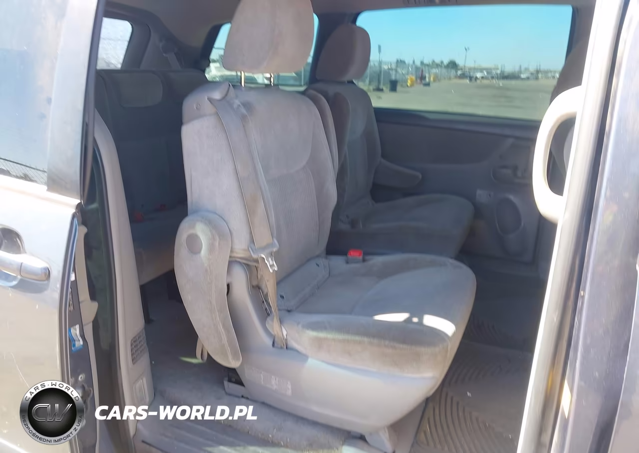 2010 Toyota Sienna Ce VIN:5TDKK4CC9AS338866 - 8