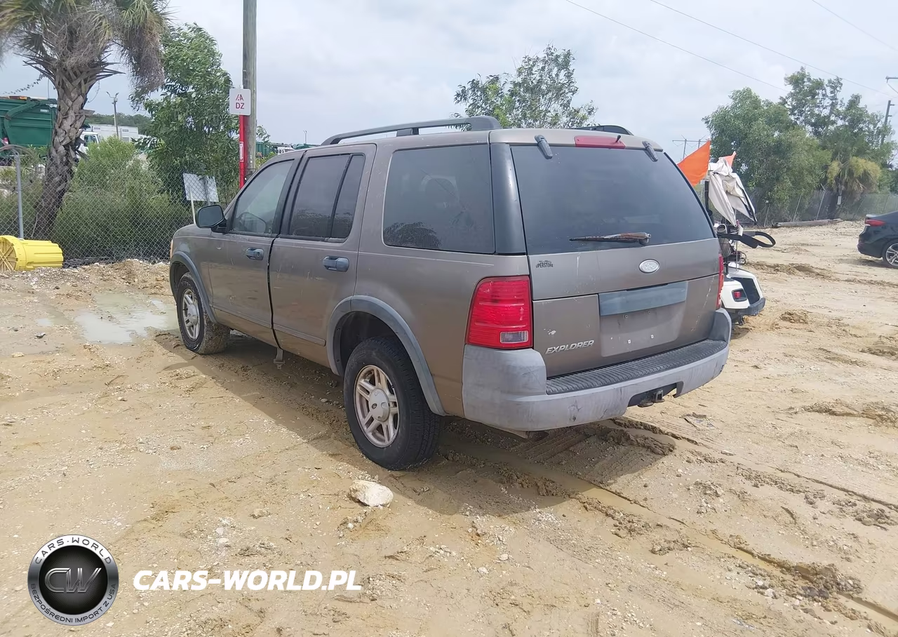 2003 Ford Explorer Xls VIN:1FMZU62K33UA86281 - 3