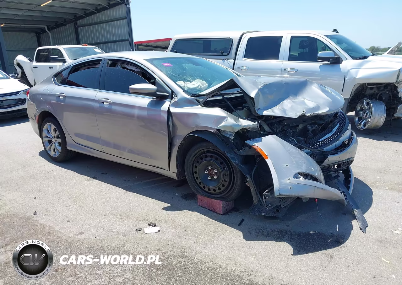 2015 Chrysler 200 S VIN:1C3CCCBBXFN702850 - 1