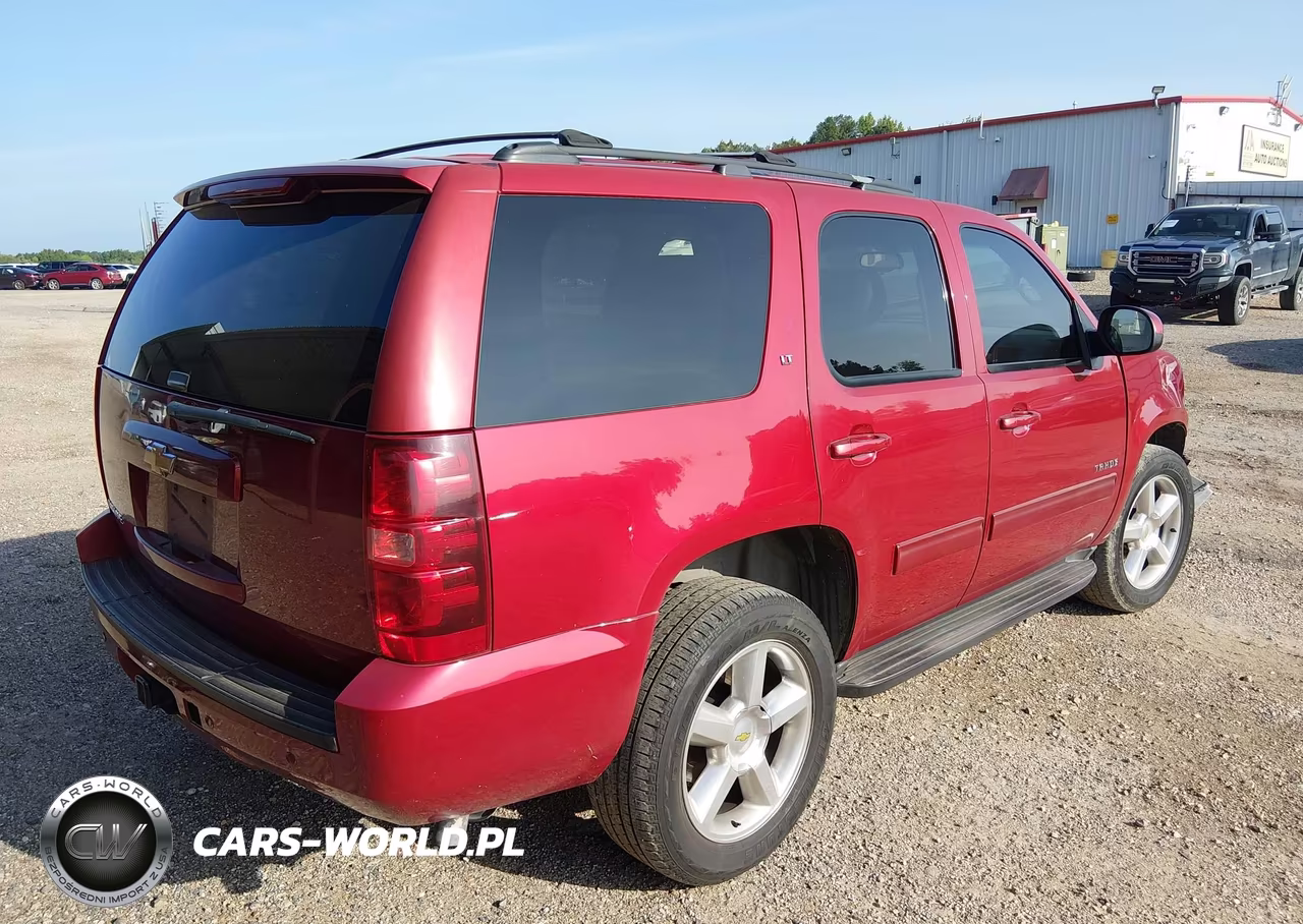 2013 Chevrolet Tahoe Lt VIN:1GNSCBE04DR327885 - 4