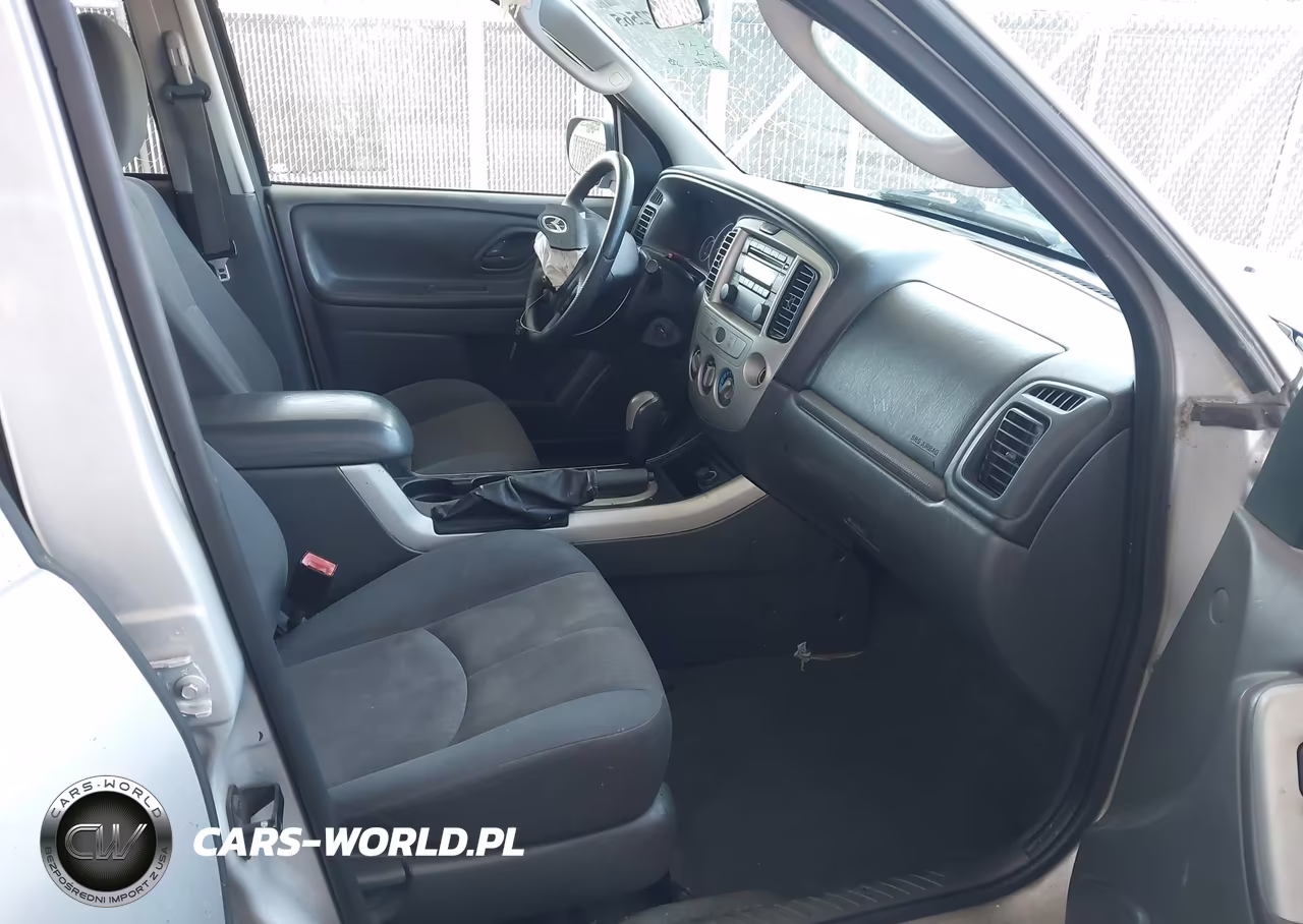 2006 Mazda Tribute I VIN:4F2YZ02Z66KM08777 - 5