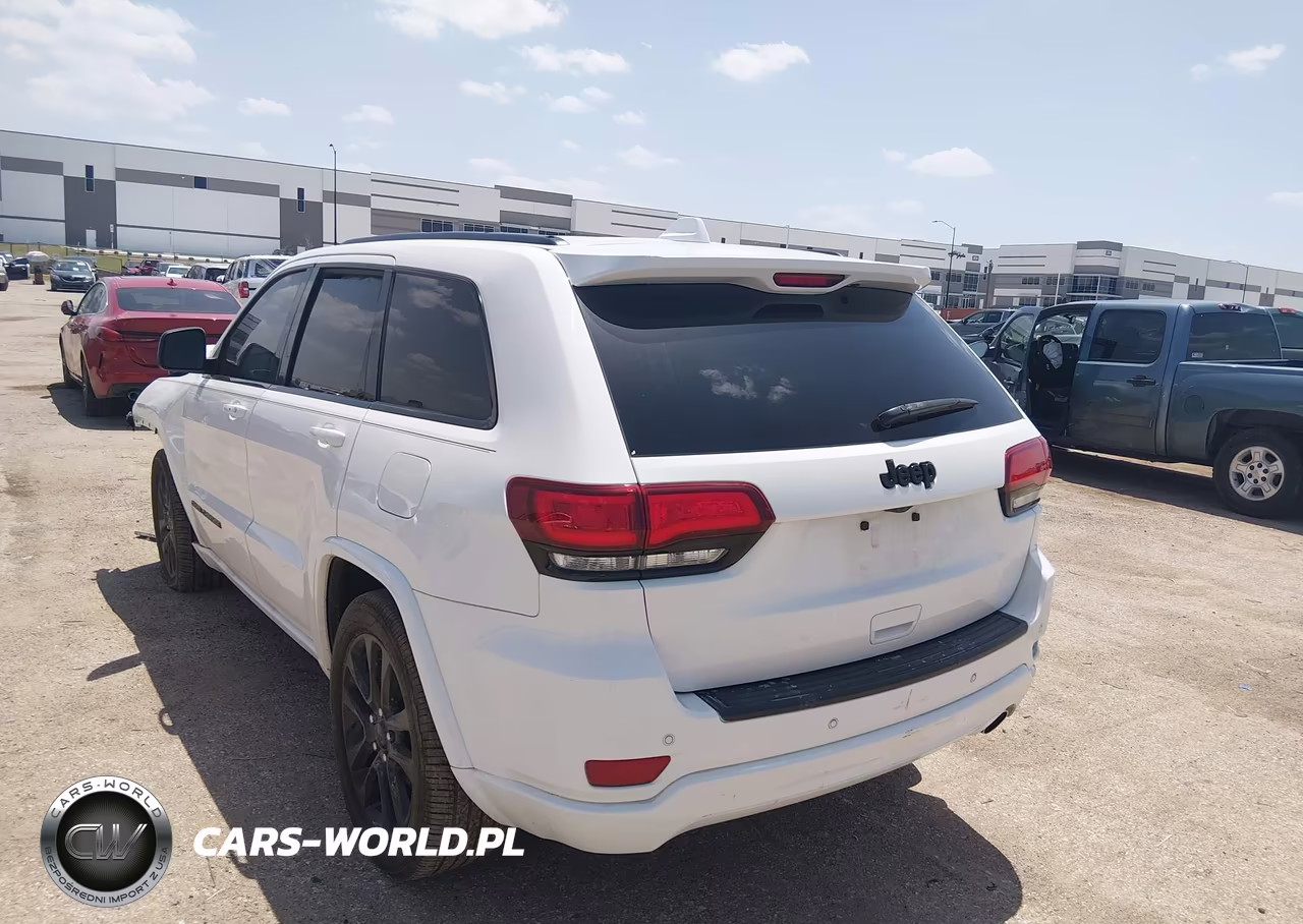 2021 Jeep Grand Cherokee Laredo X 4X2 VIN:1C4RJEAG9MC633629 - 3