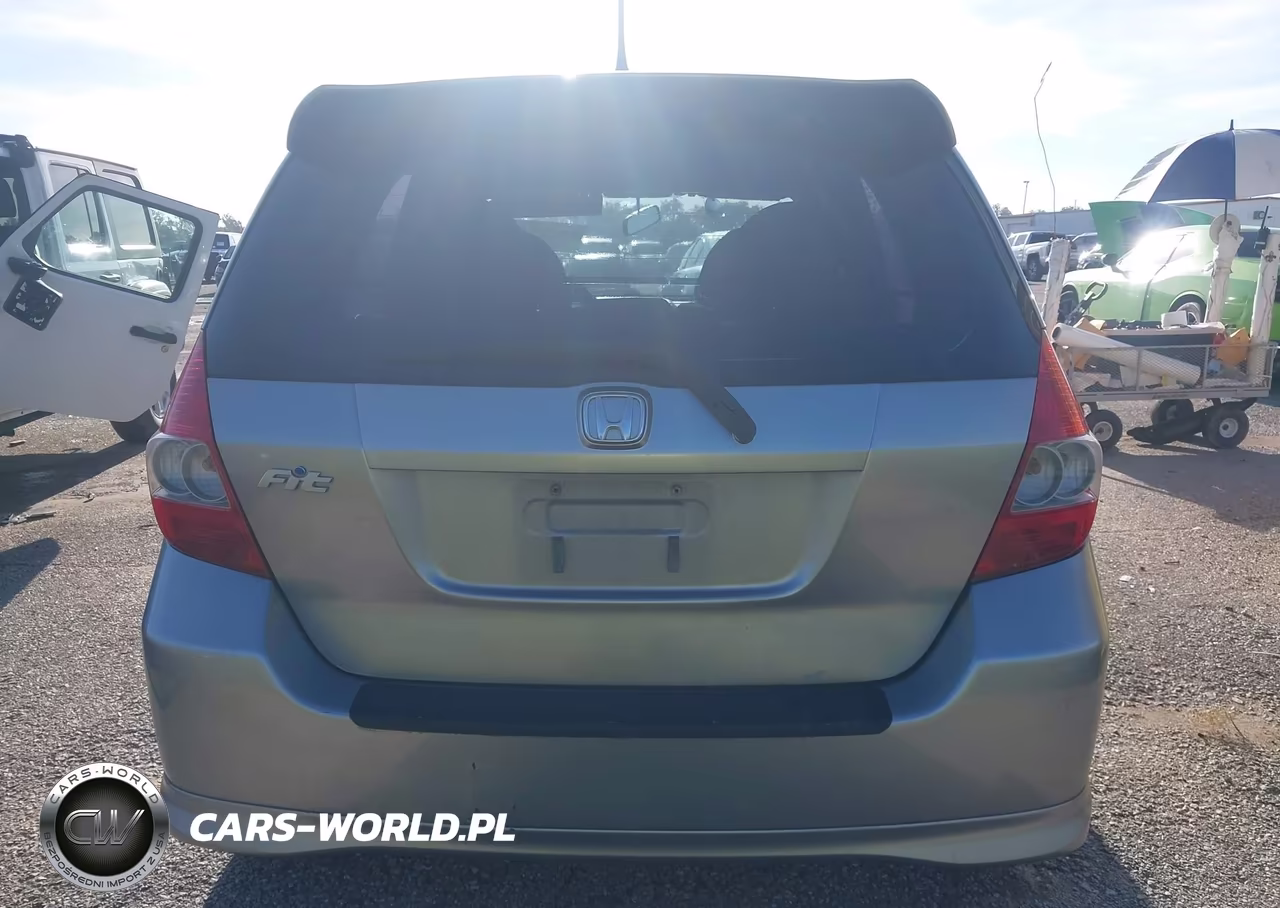2008 Honda Fit Sport VIN:JHMGD38608S050036 - 16