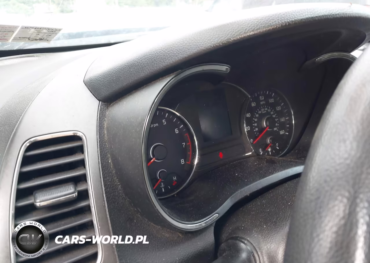 2018 Kia Forte Lx VIN:3KPFK4A71JE167614 - 7