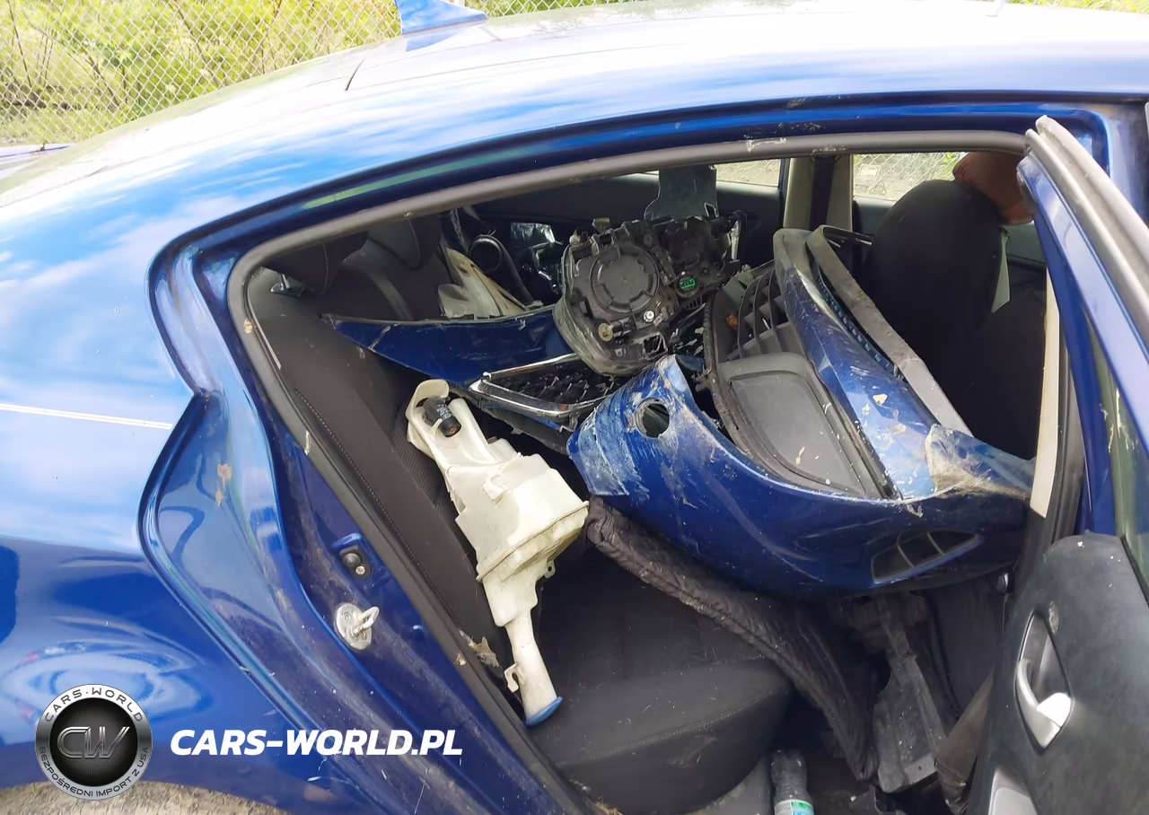 2018 Kia Forte Lx VIN:3KPFK4A71JE167614 - 8
