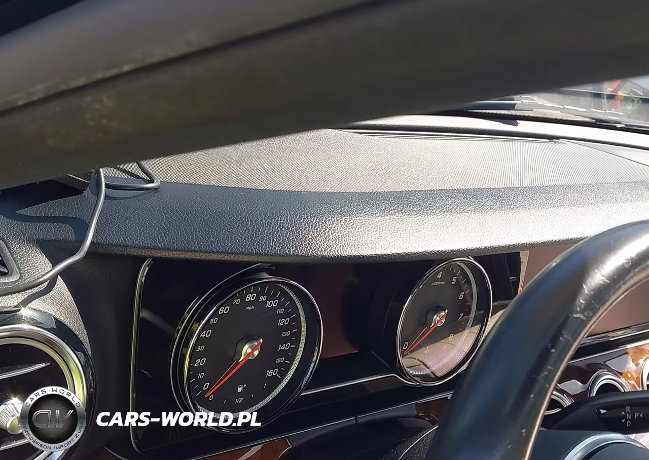 2019 Mercedes-Benz E 300 VIN:WDDZF4JB3KA516885 - 16