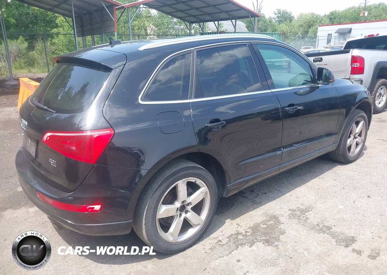 2011 Audi Q5 2.0T Premium VIN:WA1LFAFP5BA093496 - 4