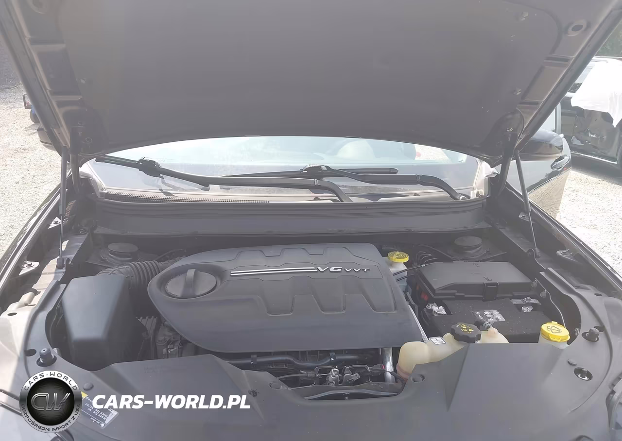 2021 Jeep Cherokee Latitude Lux 4X4 VIN:1C4PJMMX9MD238907 - 10