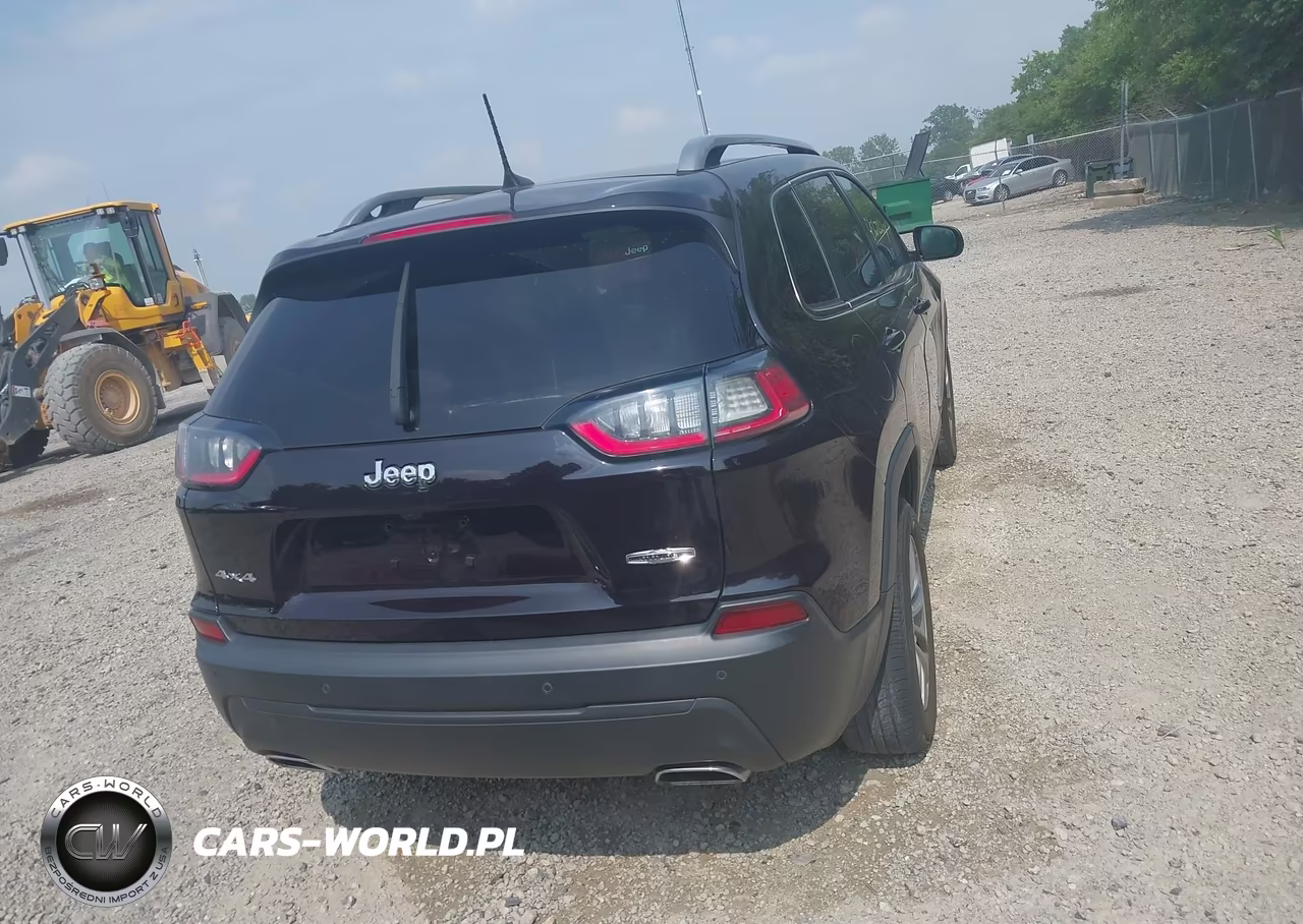2021 Jeep Cherokee Latitude Lux 4X4 VIN:1C4PJMMX9MD238907 - 16