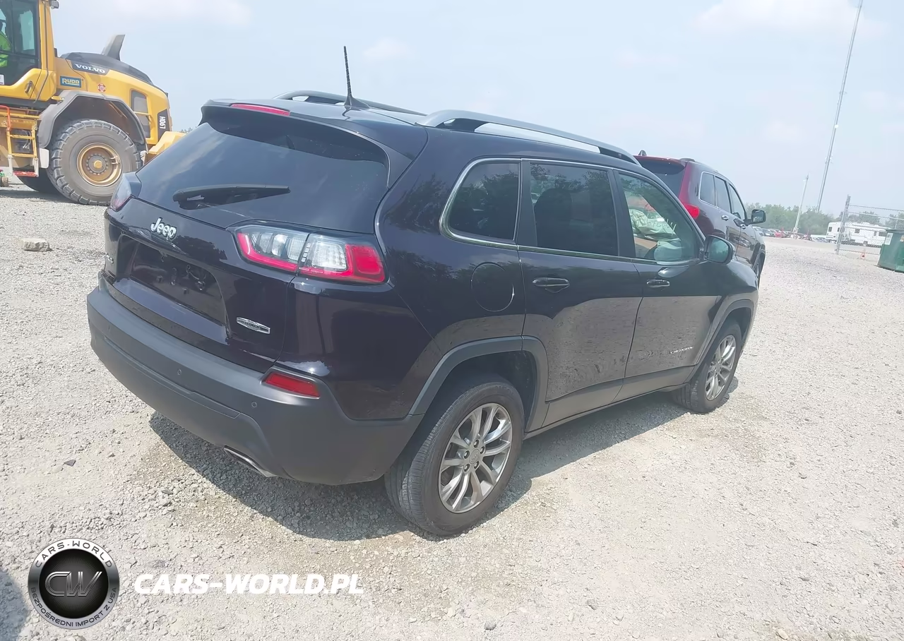 2021 Jeep Cherokee Latitude Lux 4X4 VIN:1C4PJMMX9MD238907 - 4