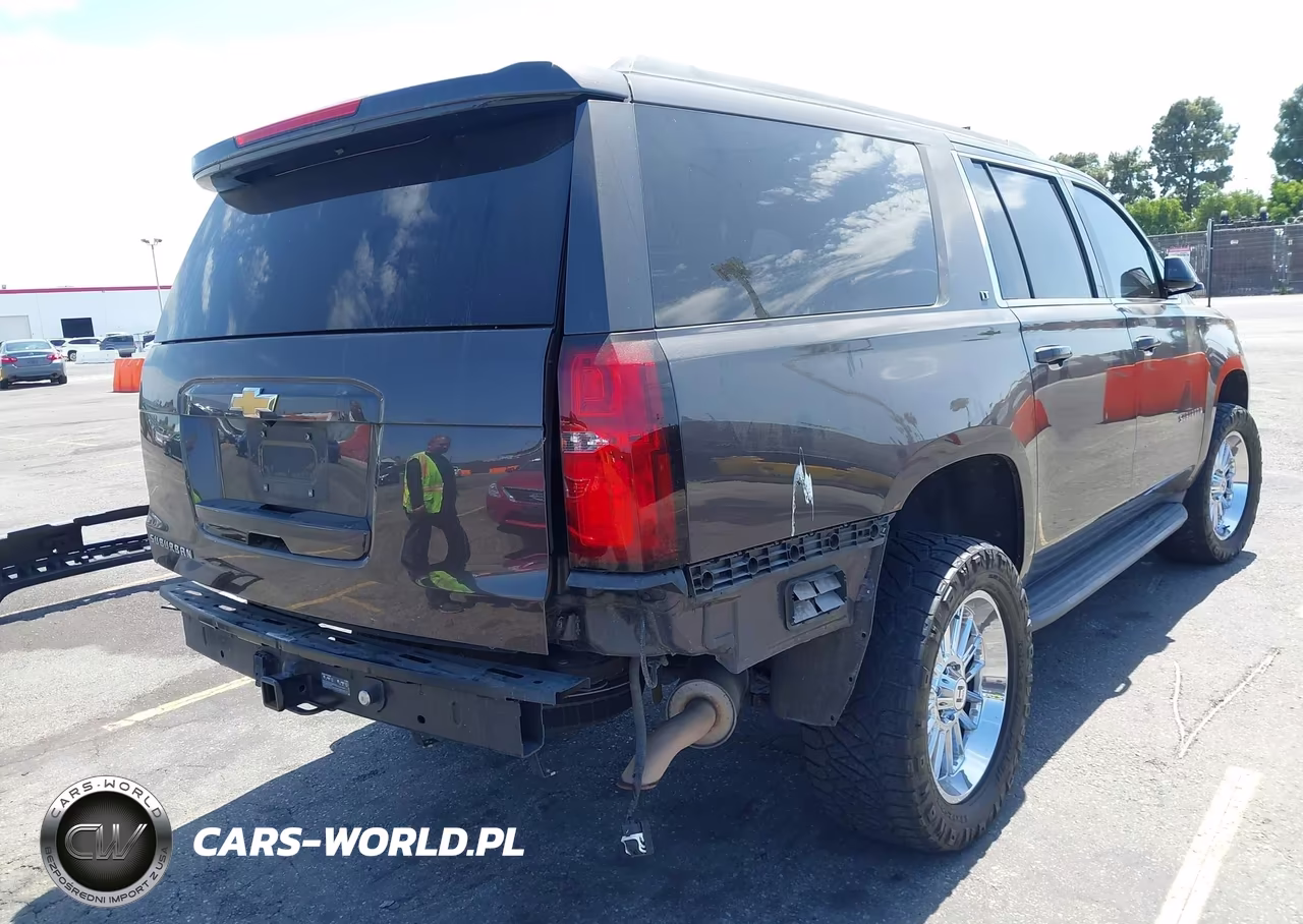 2015 Chevrolet Suburban Lt VIN:1GNSKJKC4FR224187 - 4