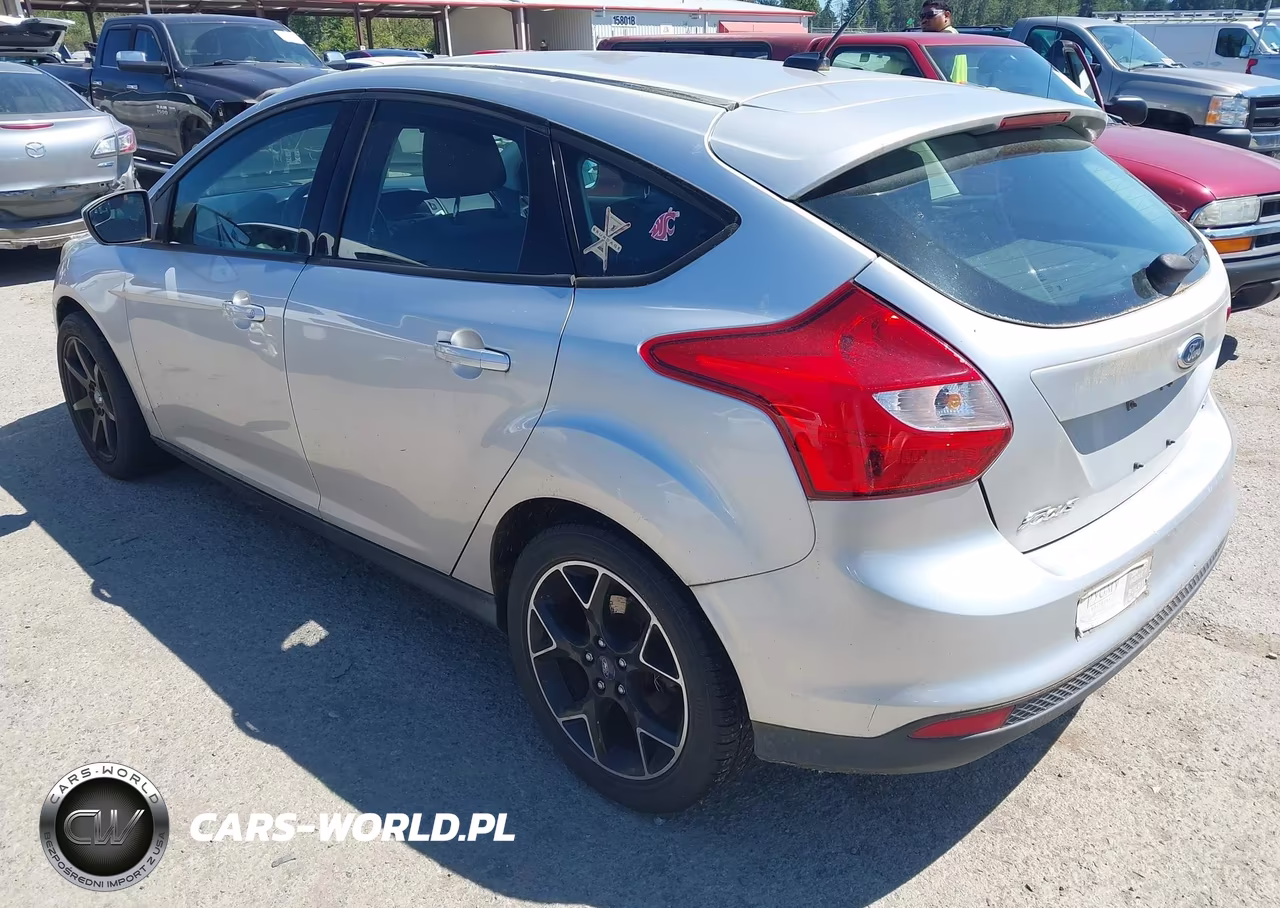 2012 Ford Focus Se VIN:1FAHP3K23CL195549 - 3