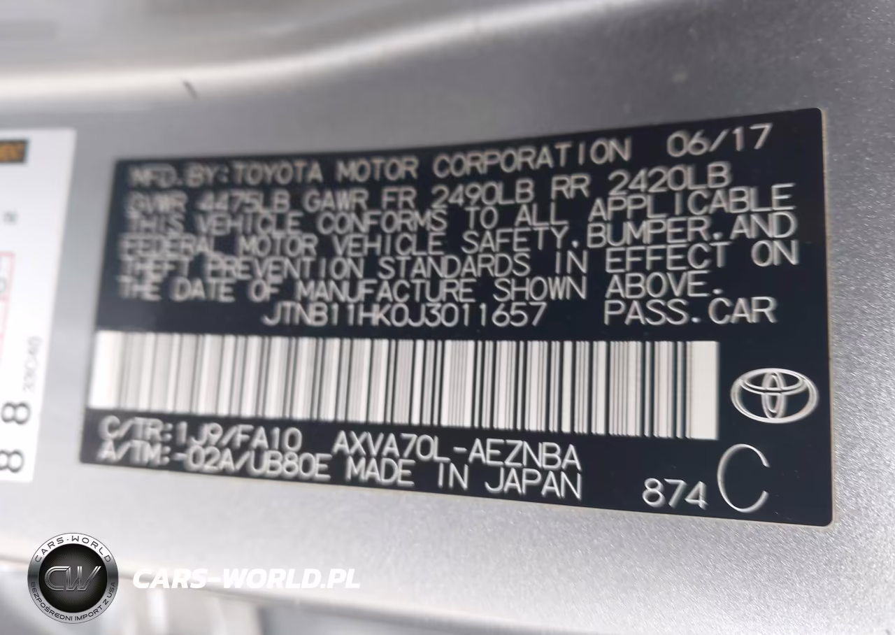 2018 Toyota Camry Le VIN:JTNB11HK0J3011657 - 9