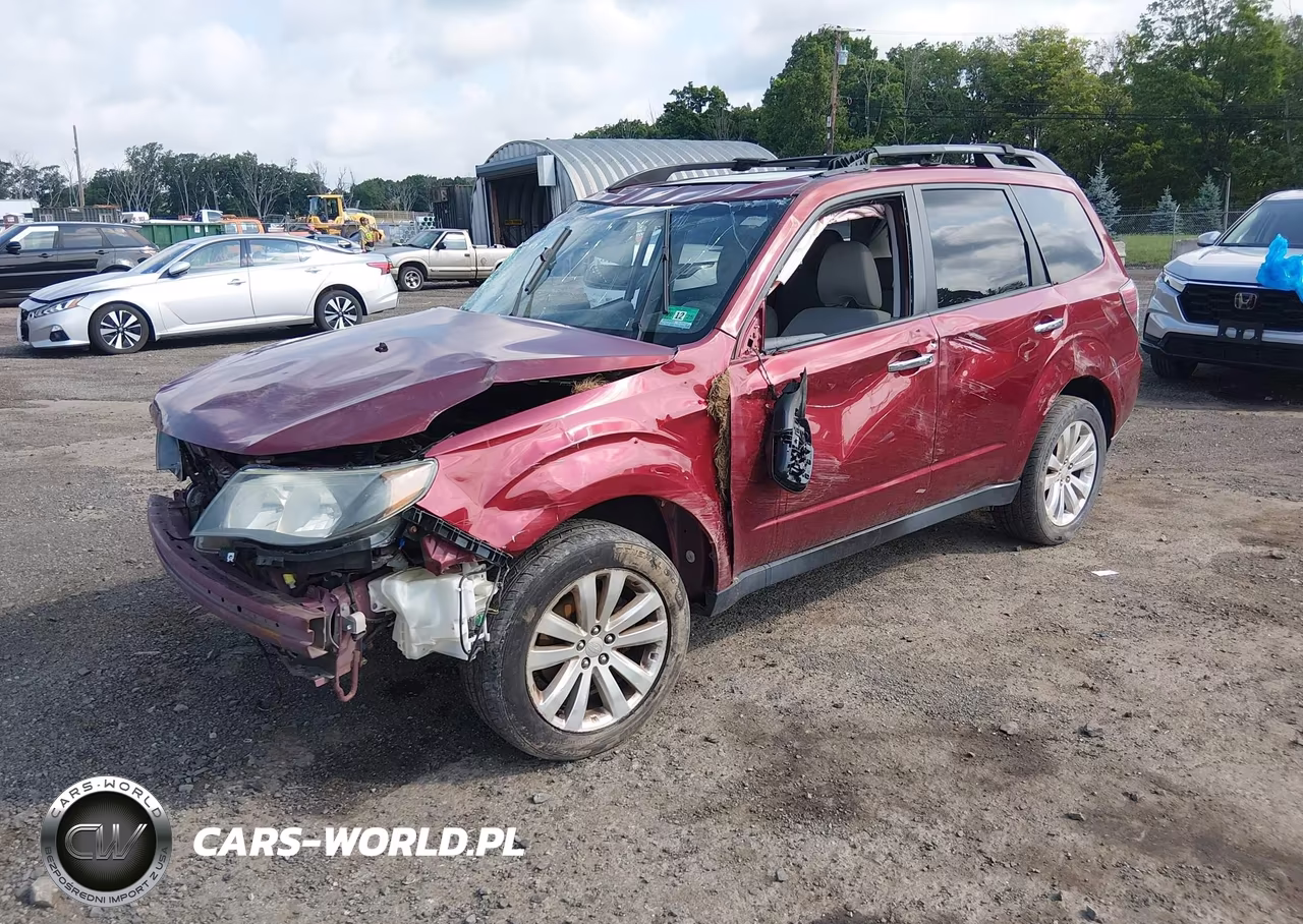 2013 Subaru Forester 2.5X Premium VIN:JF2SHADC6DH430149 - 2
