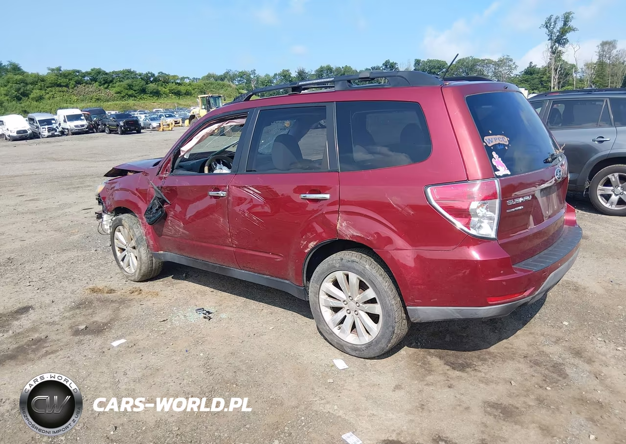 2013 Subaru Forester 2.5X Premium VIN:JF2SHADC6DH430149 - 3