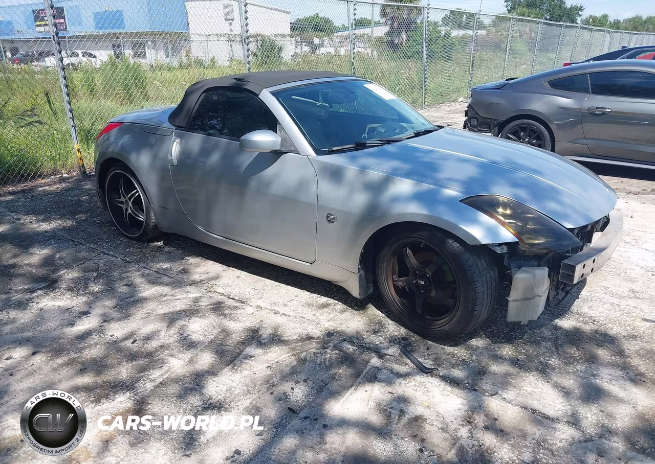 2004 Nissan 350Z Touring – zdjęcie 1 z 11