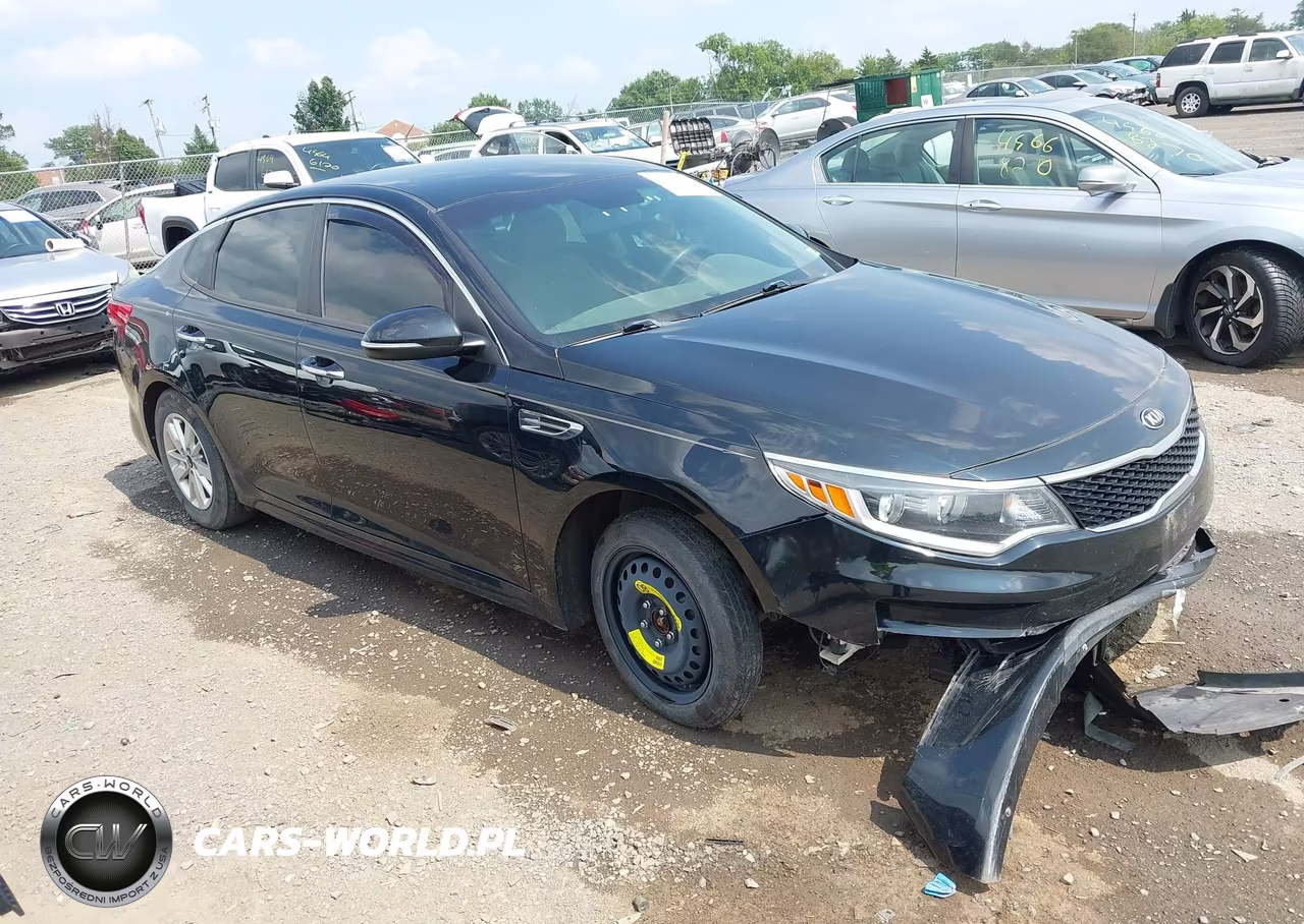 2017 Kia Optima Lx VIN:5XXGT4L3XHG167026 - 13