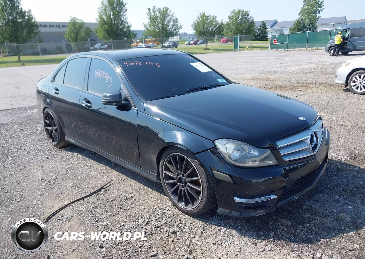 2012 Mercedes-Benz C 300 Luxury 4Matic-Sport 4Matic – zdjęcie 1 z 13