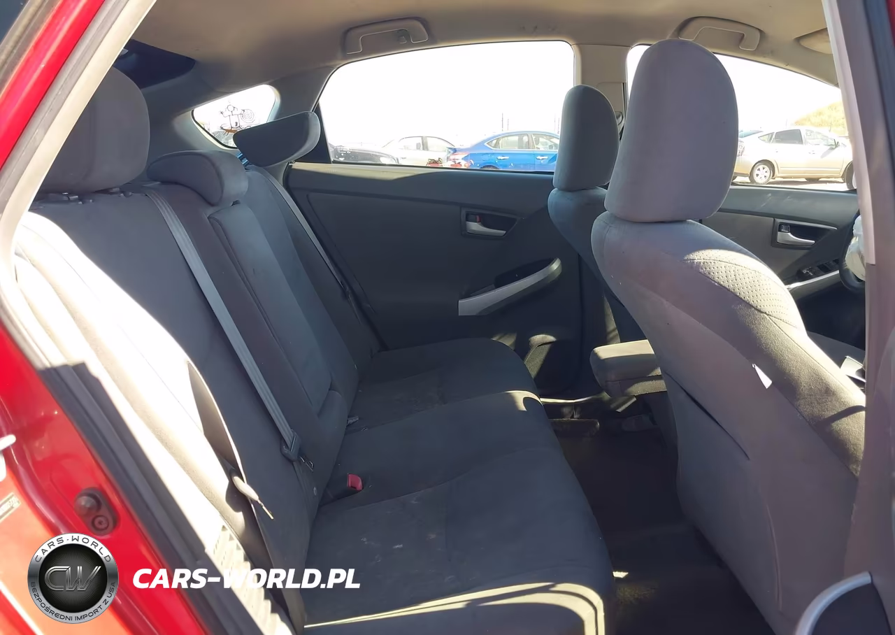 2011 Toyota Prius Two VIN:JTDKN3DU2B0257205 - 8
