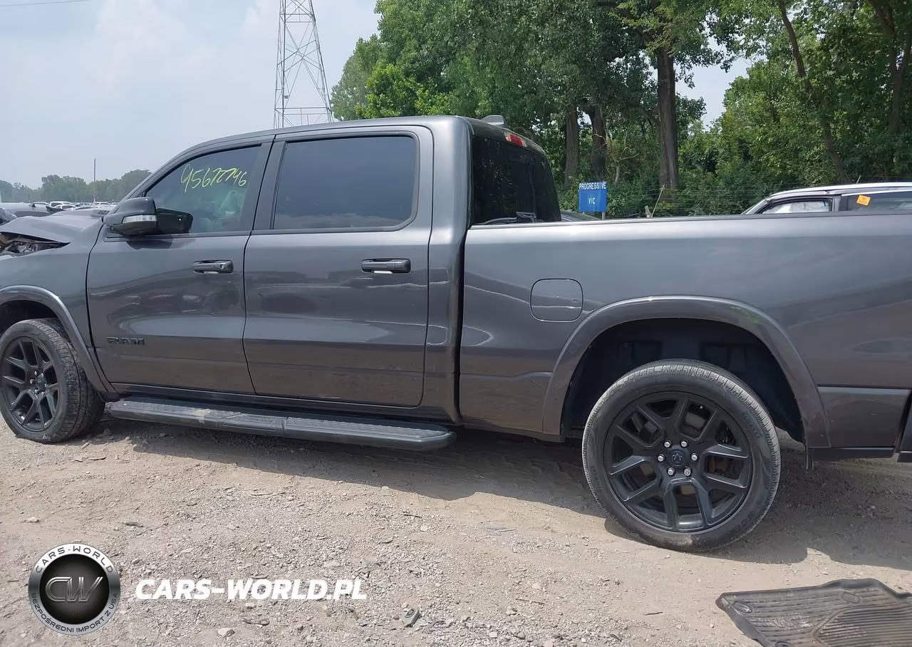 2021 Ram 1500 Laramie 4X4 6'4 Box VIN:1C6SRFRTXMN783469 - 14