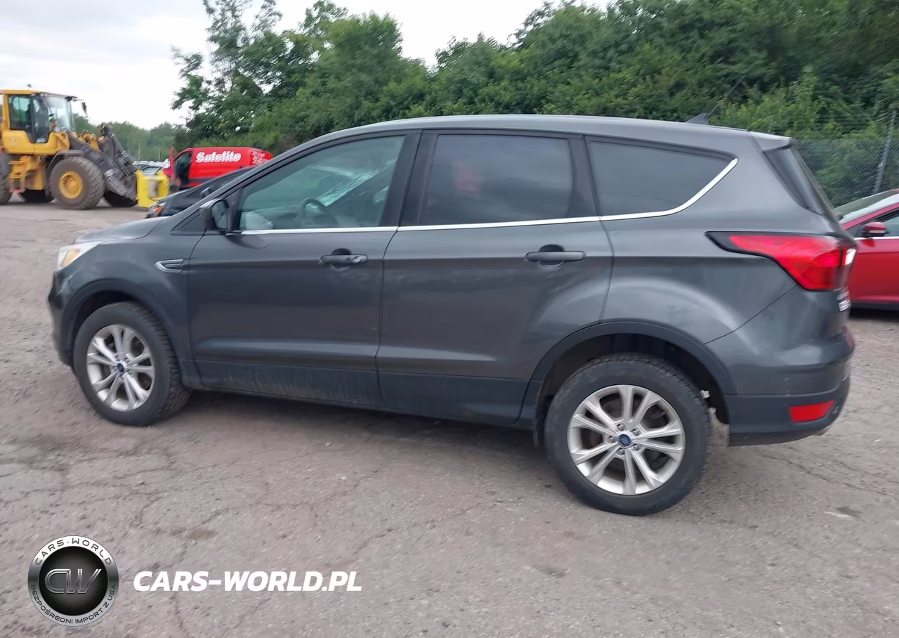 2019 Ford Escape Se VIN:1FMCU9GD4KUA50714 - 15