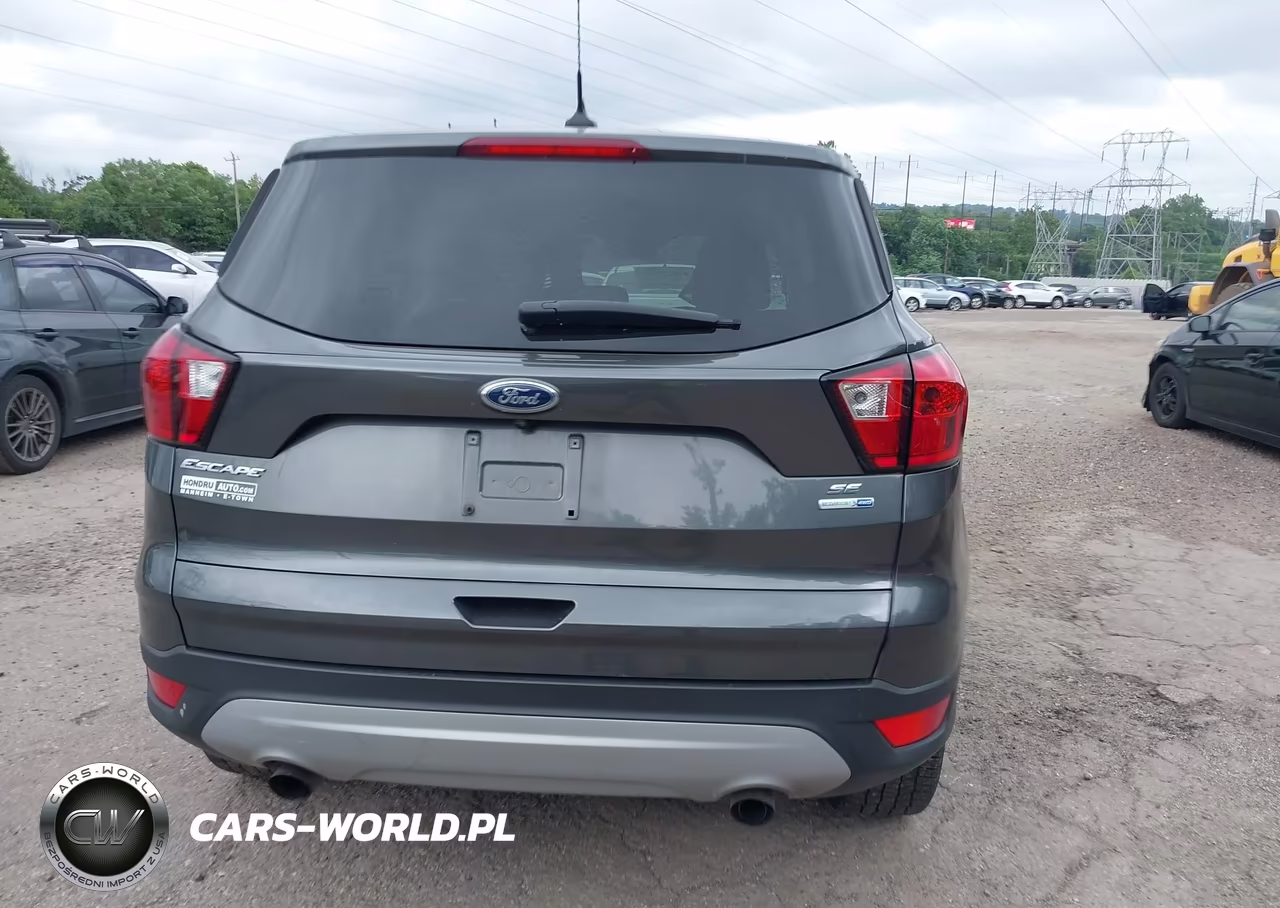 2019 Ford Escape Se VIN:1FMCU9GD4KUA50714 - 17