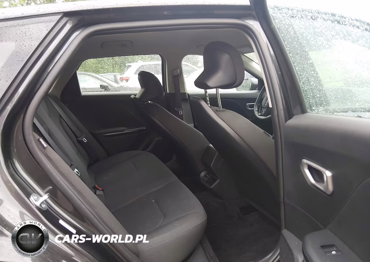 2026 Kia K4 Lx VIN:3KPFT4DE9TE335557 - 8