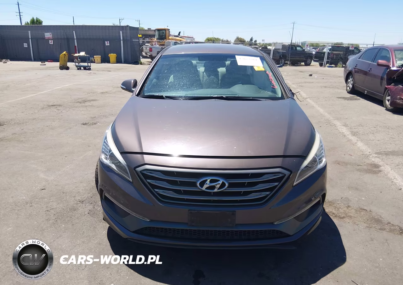2016 Hyundai Sonata Sport VIN:5NPE34AF9GH424331 - 12