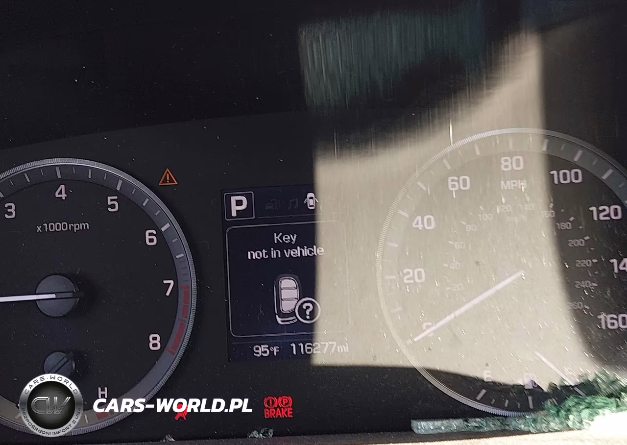 2016 Hyundai Sonata Sport VIN:5NPE34AF9GH424331 - 7