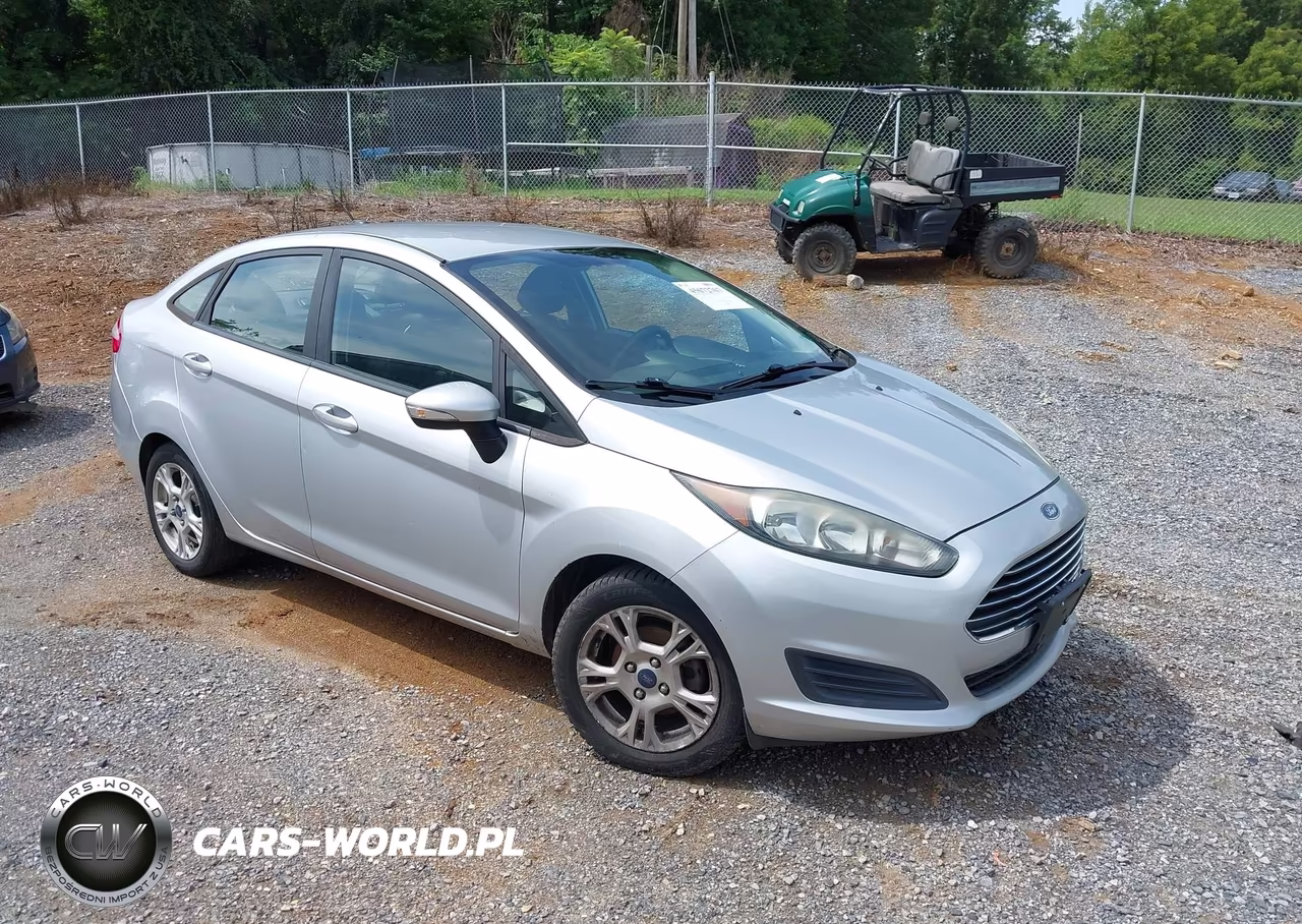 2016 Ford Fiesta Se – zdjęcie 1 z 17