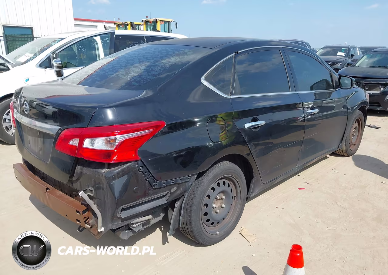 2017 Nissan Sentra S VIN:3N1AB7AP8HY378414 - 4