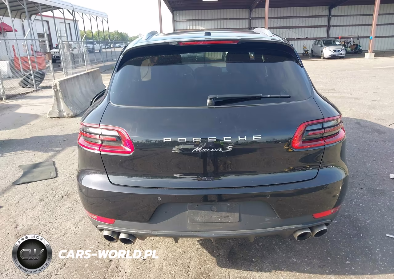 2015 Porsche Macan S VIN:WP1AB2A58FLB71413 - 16
