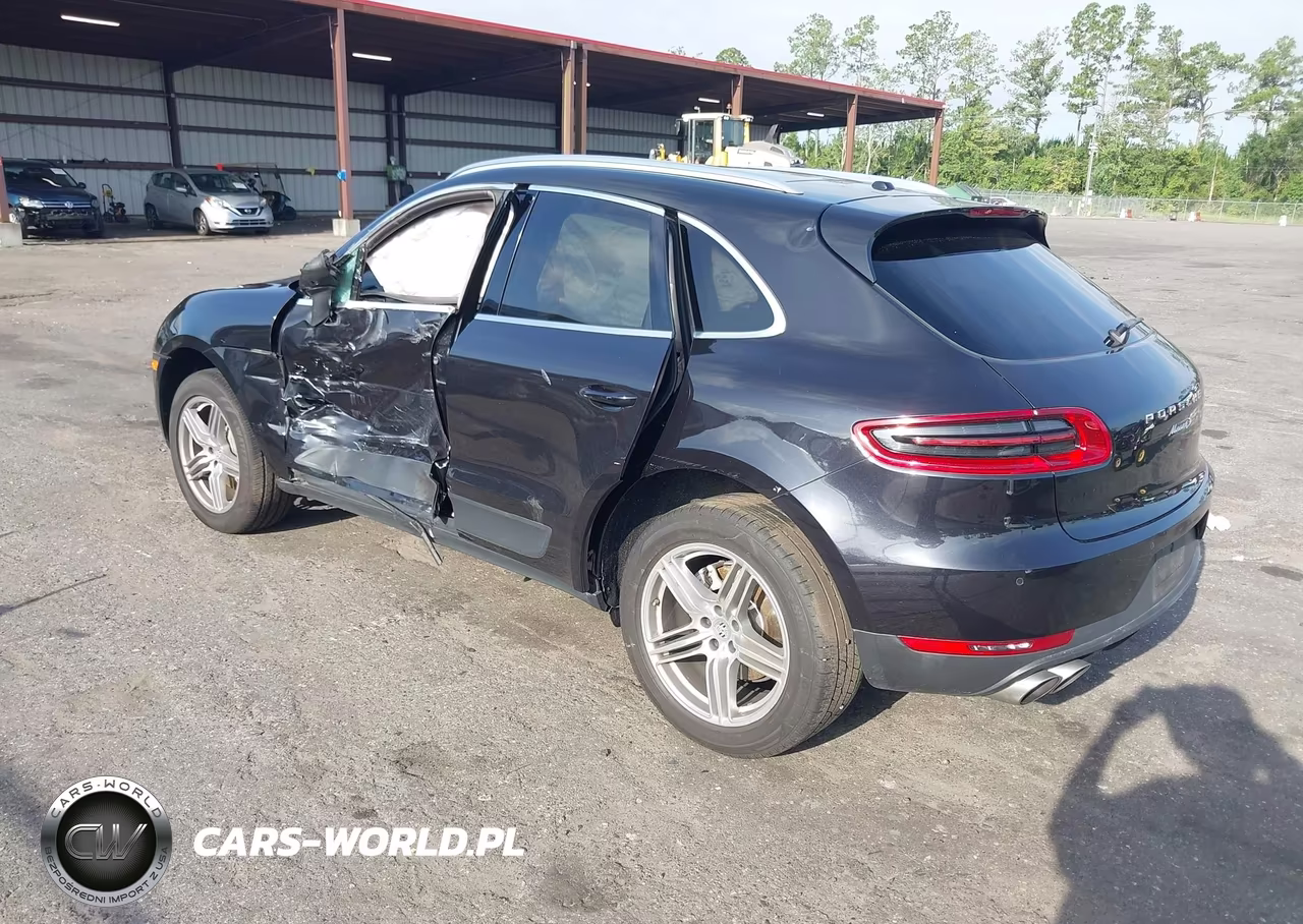 2015 Porsche Macan S VIN:WP1AB2A58FLB71413 - 3