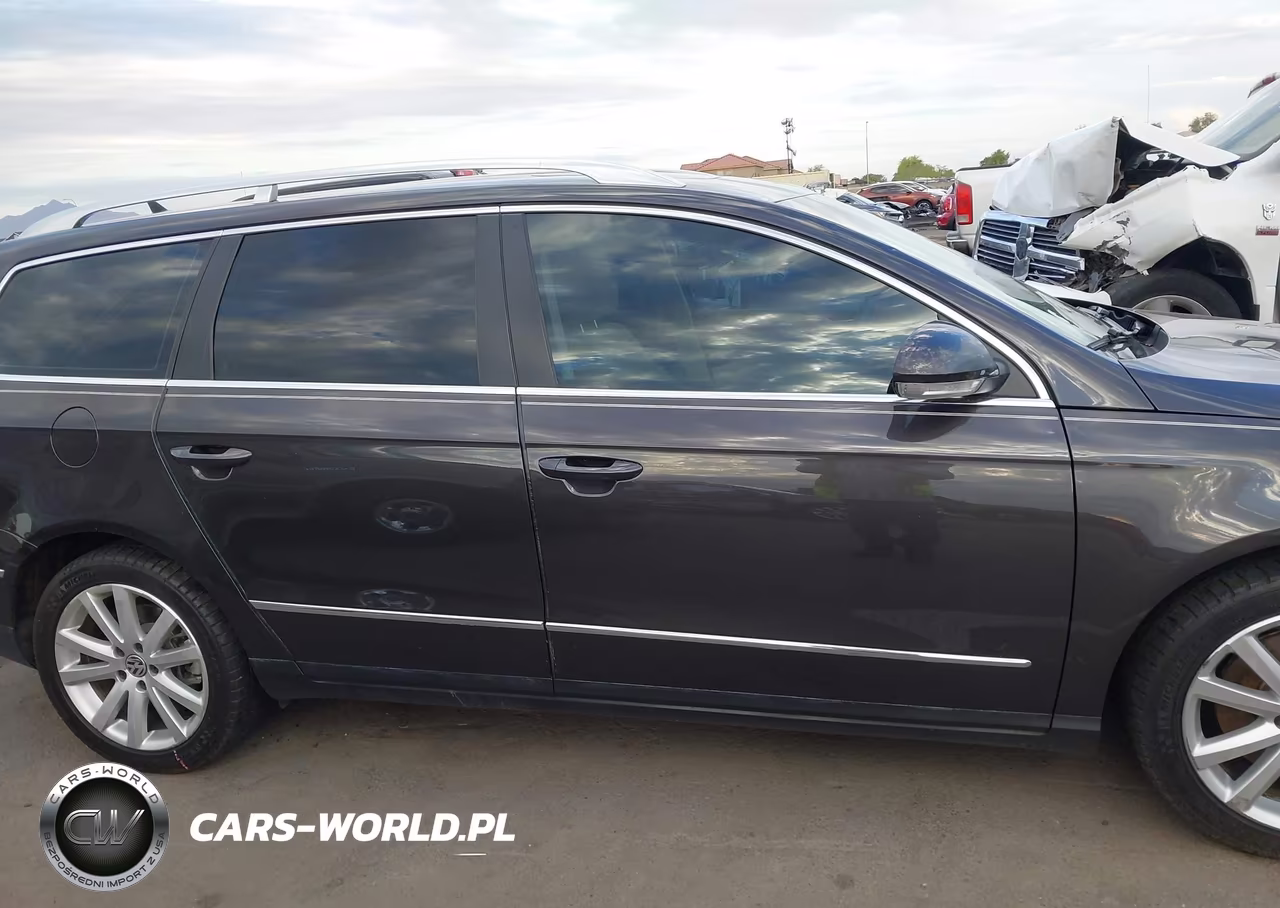 2010 Volkswagen Passat Komfort VIN:WVWXM7AN7AE081413 - 12