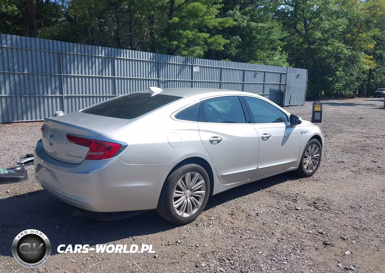 2018 Buick Lacrosse Essence VIN:1G4ZP5SZ6JU125103 - 4