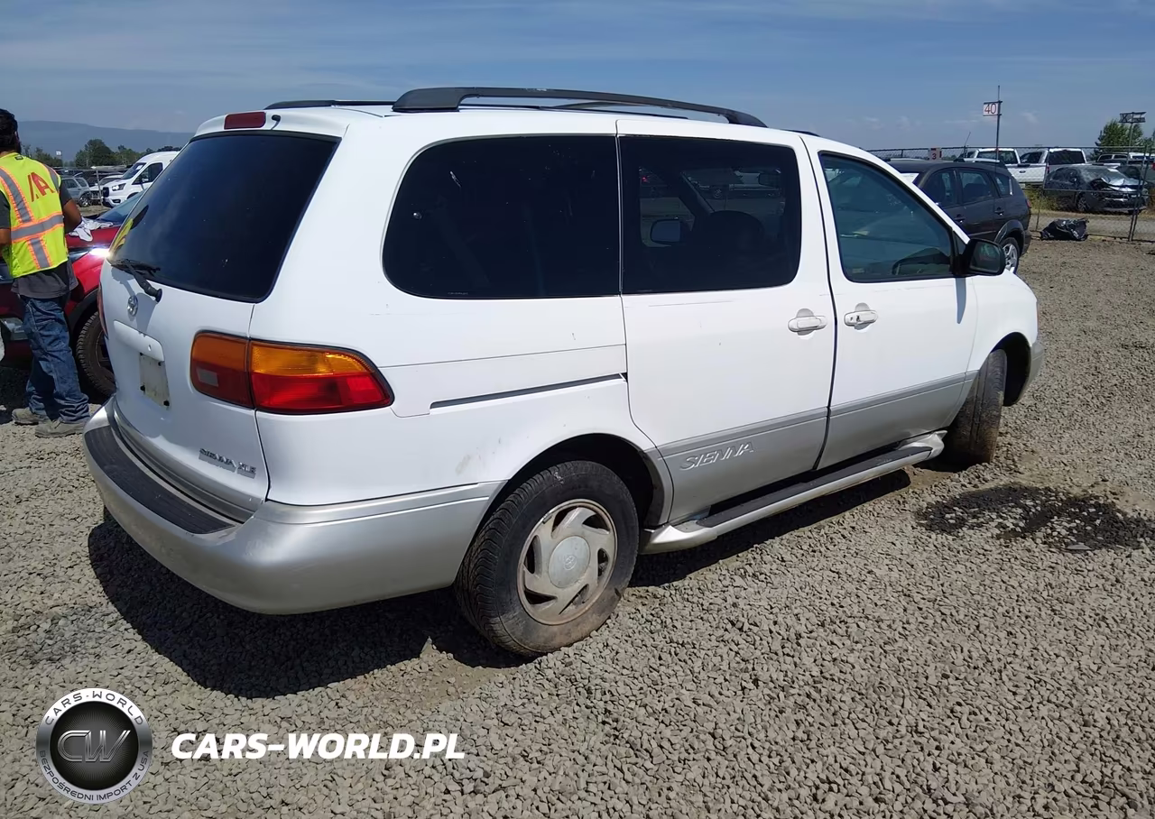 2000 Toyota Sienna Xle VIN:4T3ZF13C5YU212983 - 4