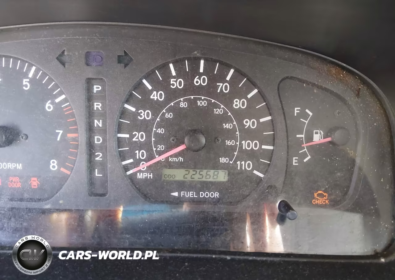 2000 Toyota Sienna Xle VIN:4T3ZF13C5YU212983 - 7