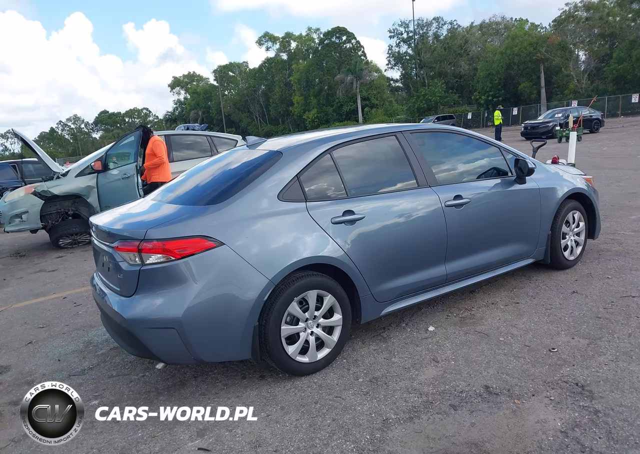 2025 Toyota Corolla Le VIN:5YFB4MDE8SP349751 - 4