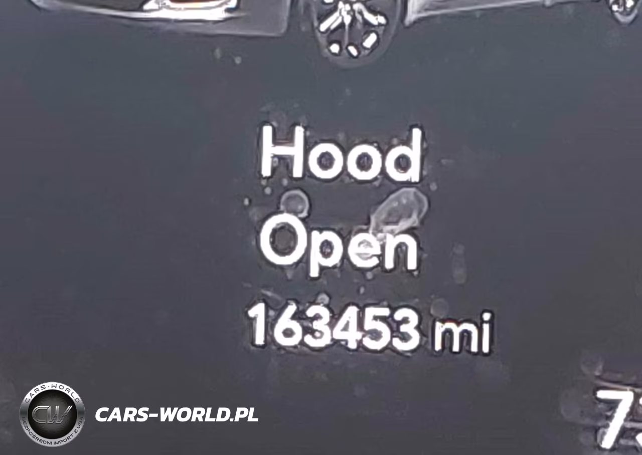 2017 Chrysler Pacifica Touring-L Plus VIN:2C4RC1EG2HR811004 - 15