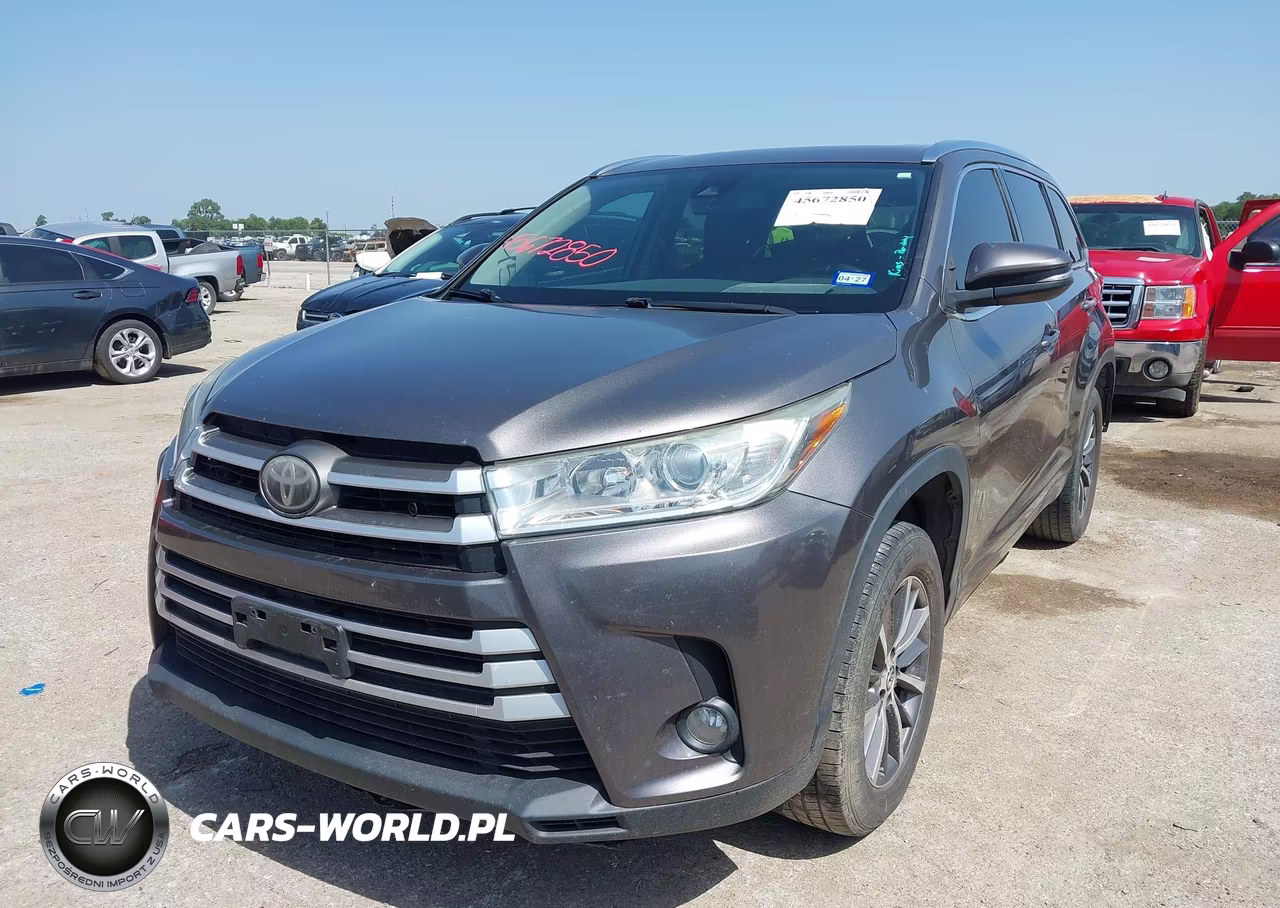 2018 Toyota Highlander Xle VIN:5TDKZRFH4JS529711 - 2