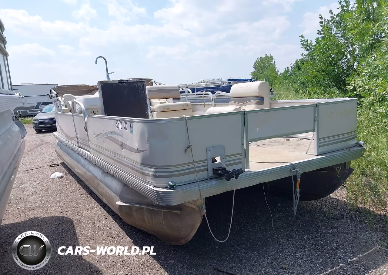 2001 Pontoon 203
