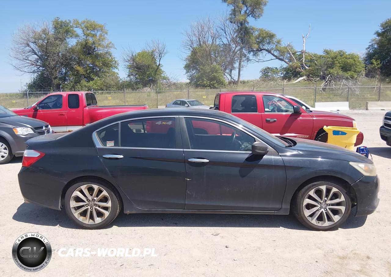 2013 Honda Accord Sport VIN:1HGCR2F58DA149761 - 13