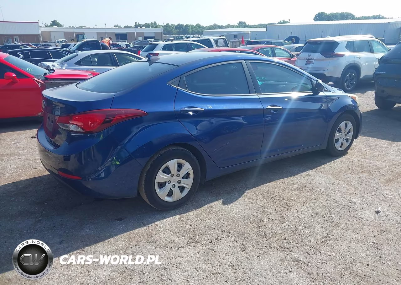 2016 Hyundai Elantra Se VIN:5NPDH4AE0GH742925 - 4