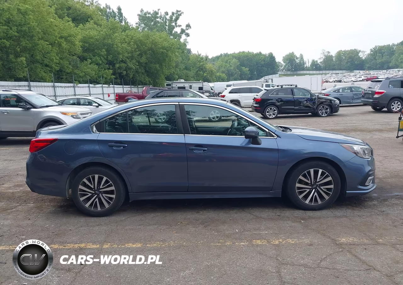 2018 Subaru Legacy 2.5I Premium VIN:4S3BNAF6XJ3033955 - 13
