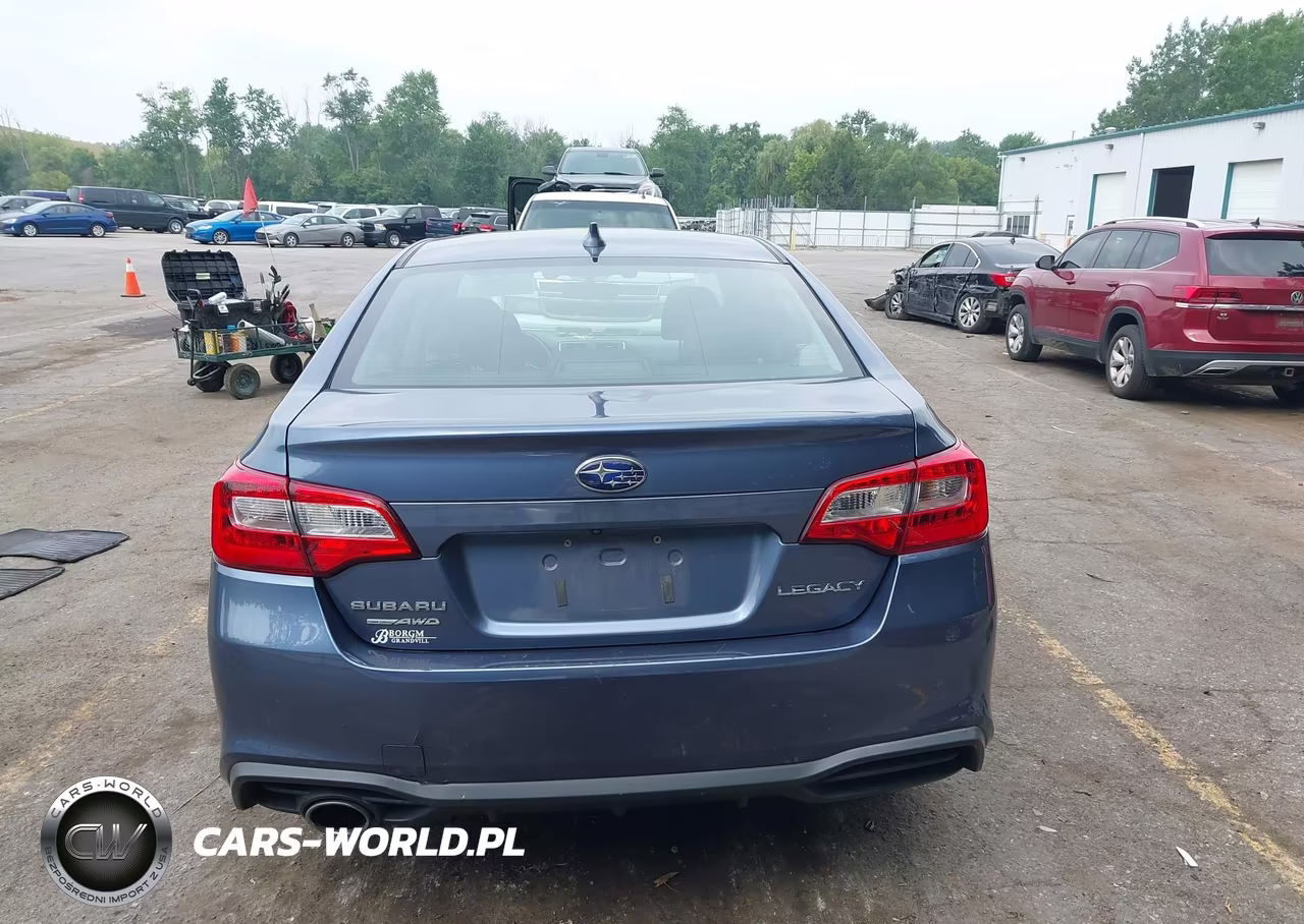 2018 Subaru Legacy 2.5I Premium VIN:4S3BNAF6XJ3033955 - 16